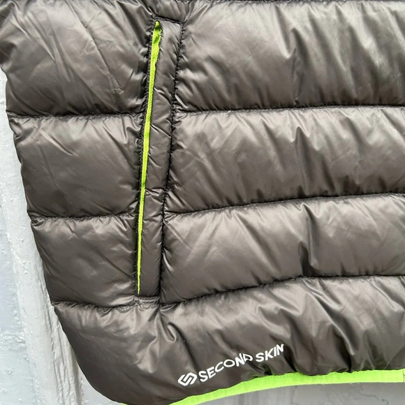 Second Skin Glacier Down Vest, size XL - Picture 2 of 8